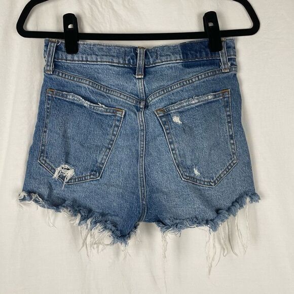 Abercrombie & Fitch Curve Love Distressed The Mom Short High Rise - Women’s 27 - Picture 3 of 6